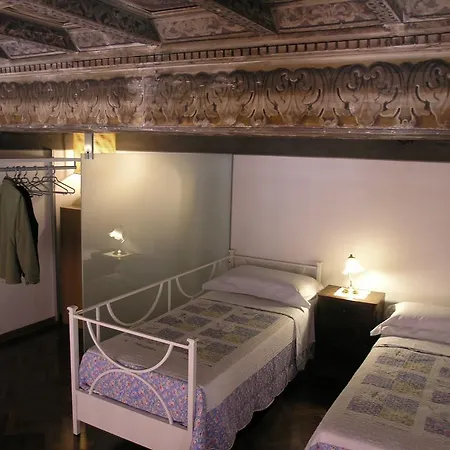 Feriehus Palazzo Rosari Spada *
